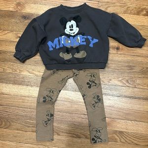Mickey sweater and leggings set